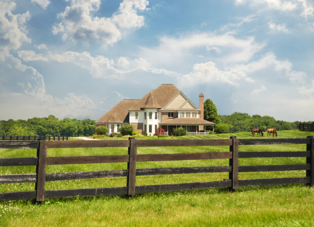 Choosing the Right Fence for Your Property in Carlsbad, NM: What Actually Works